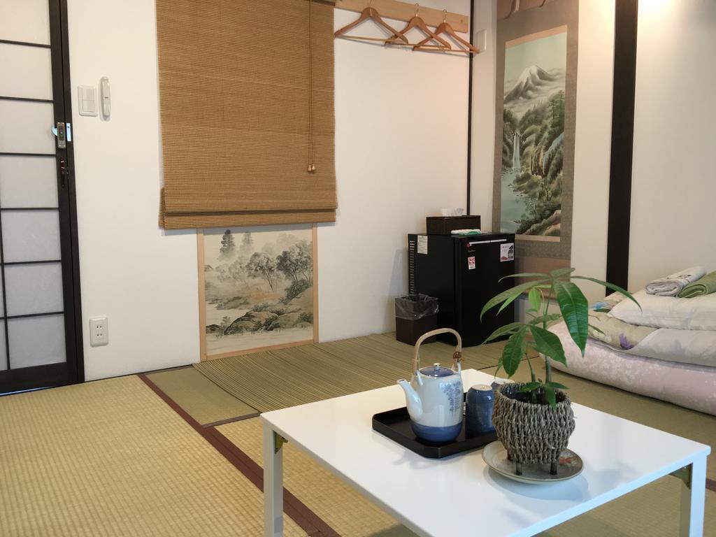 Himawari Shijo Kawaramachi Gasthof 2*